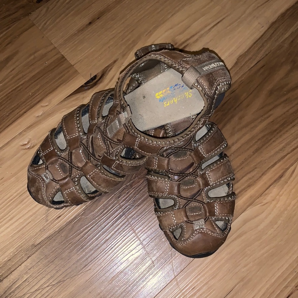 Sketchers Sandels